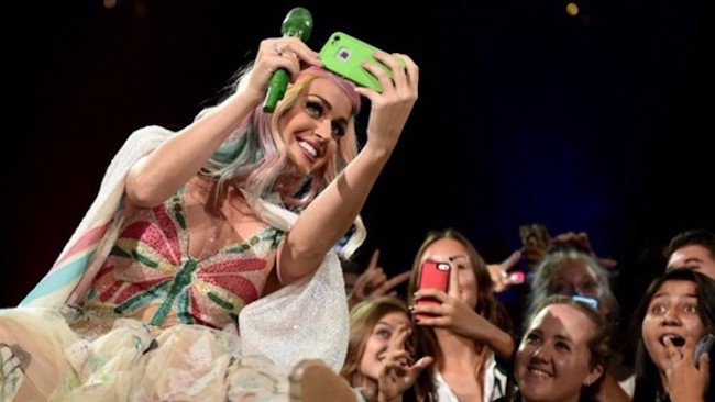 no hacer en un concierto