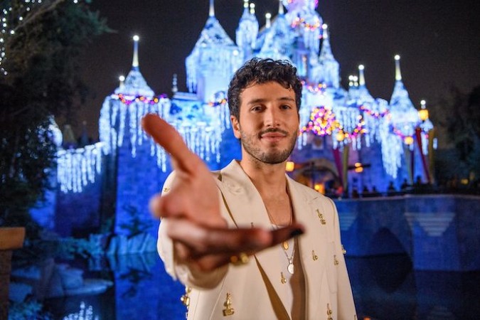 Sebastián Yatra Dos Oruguitas