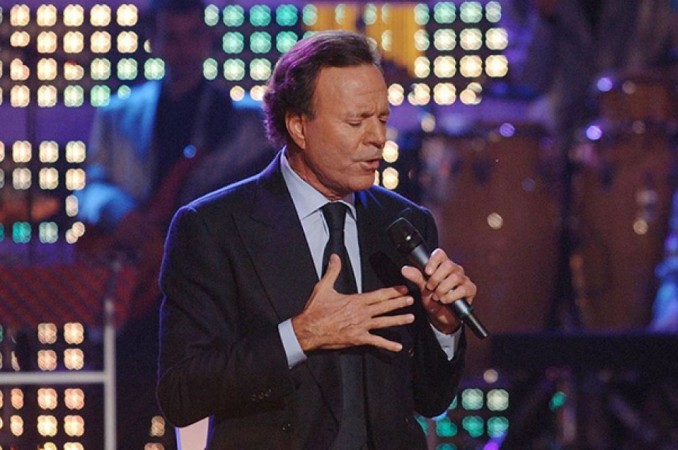 Julio Iglesias, conciertos de Julio Iglesias